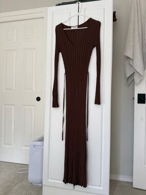 Showpo Brown Ribbed V-Neck Maxi Dress